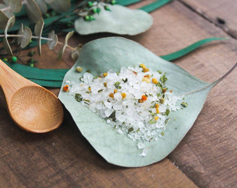 Botanical Pollen Bath Salts - Eucalyptus + Min